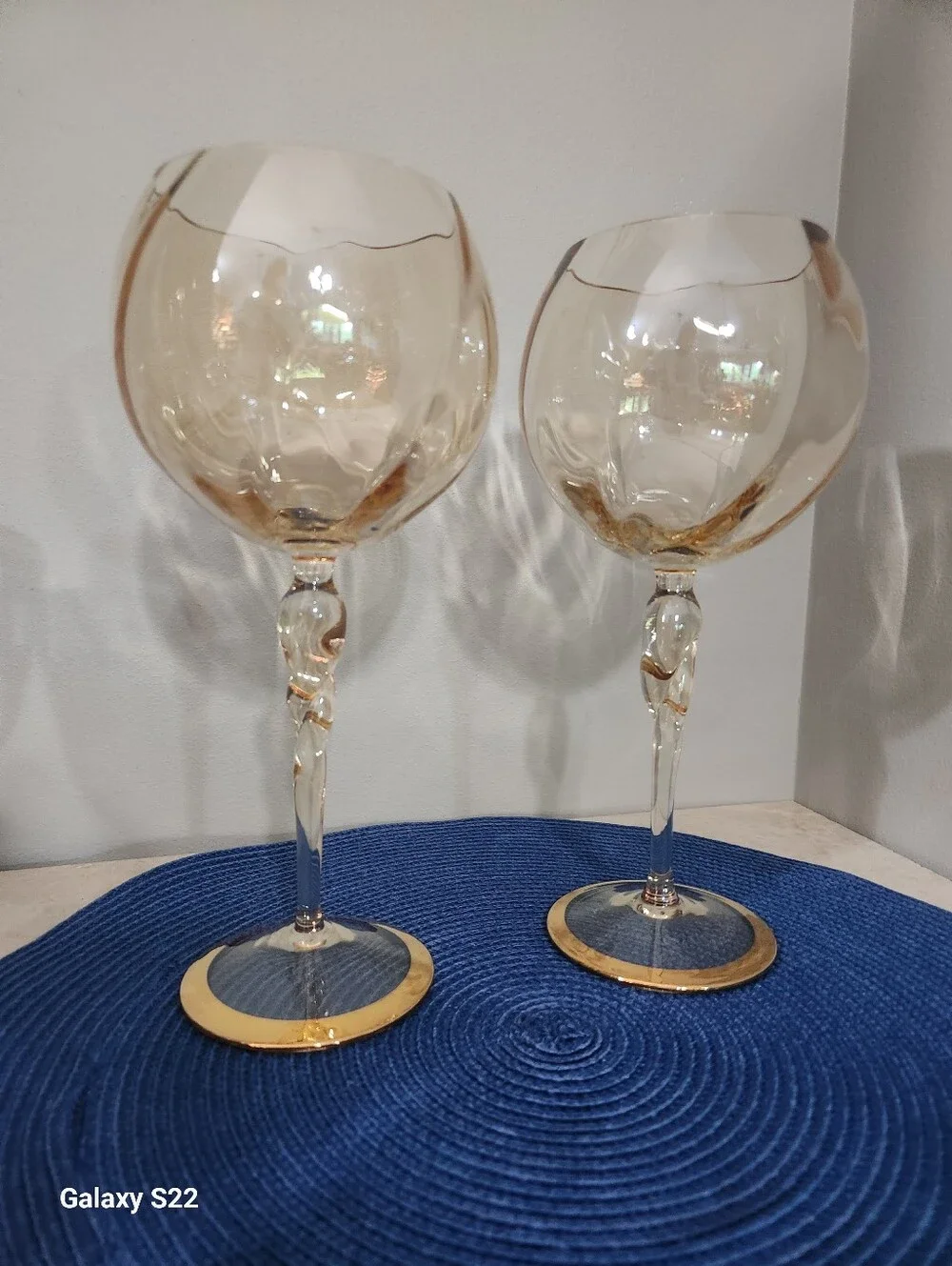Gold-Trimmed Base Iridescent Amber Tint Balloon Wine Glasses - Set of 2